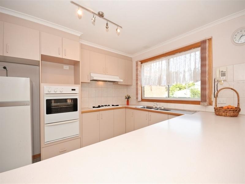 62 JESMOND Road, Croydon VIC 3136