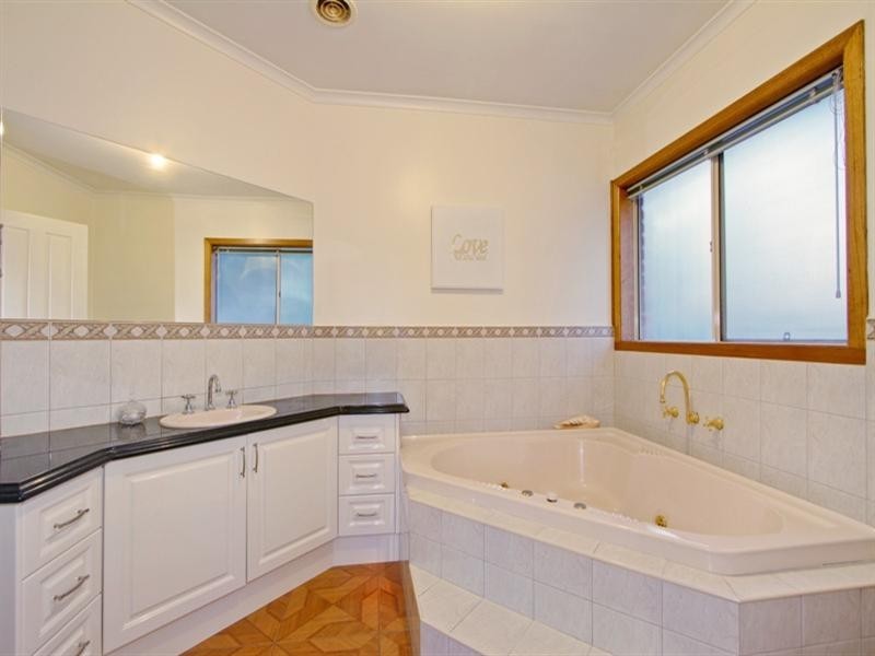 61 THE GATEWAY, Lilydale VIC 3140