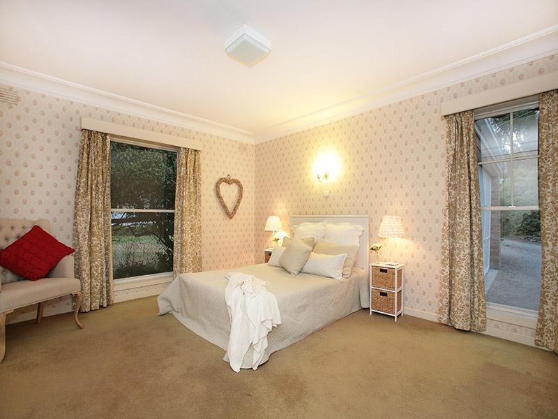 10 FRENCH Street, Croydon VIC 3136