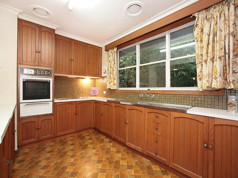 10 FRENCH Street, Croydon VIC 3136