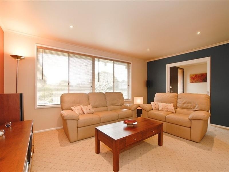 7 Holyrood Crescent, Ringwood VIC 3134