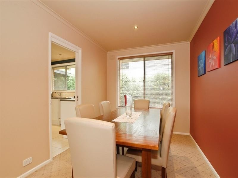 7 Holyrood Crescent, Ringwood VIC 3134