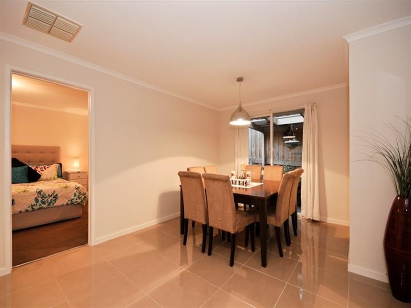 13 HIGHLEIGH Court, Mooroolbark VIC 3138