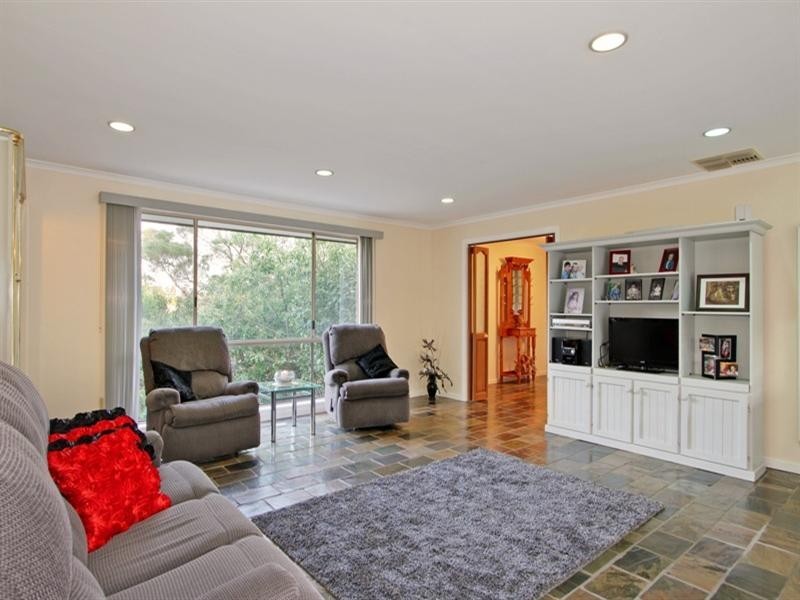 5 DYSON Court, Mooroolbark VIC 3138