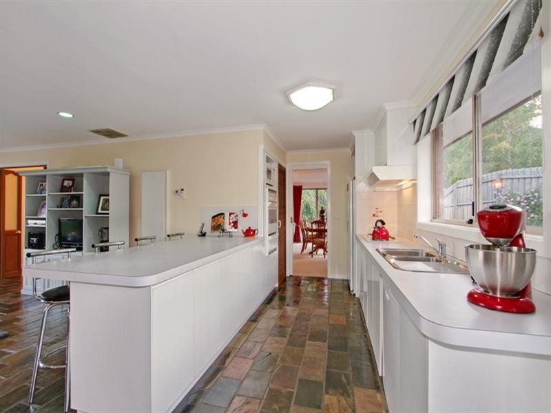 5 DYSON Court, Mooroolbark VIC 3138