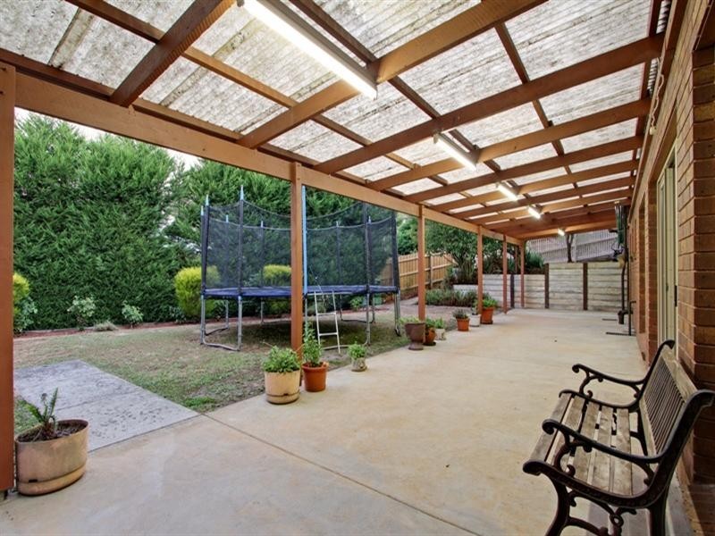 5 DYSON Court, Mooroolbark VIC 3138