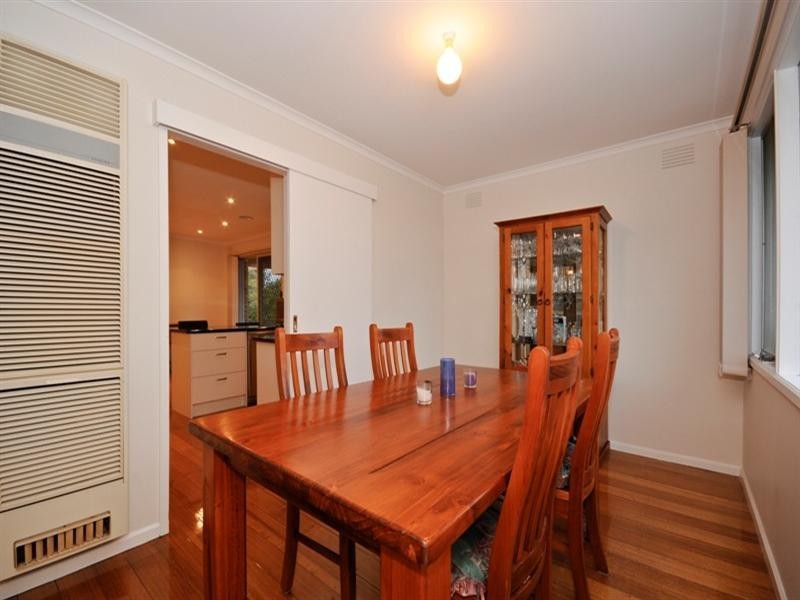 6 SPRINGSONG PASS, Chirnside Park VIC 3116