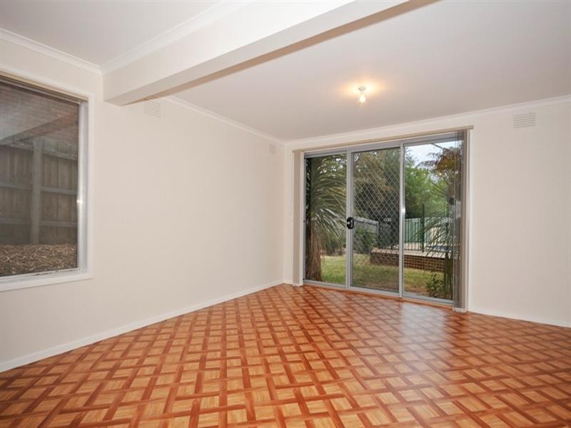 6 SPRINGSONG PASS, Chirnside Park VIC 3116