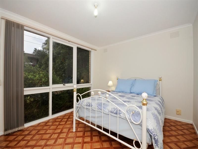 6 SPRINGSONG PASS, Chirnside Park VIC 3116