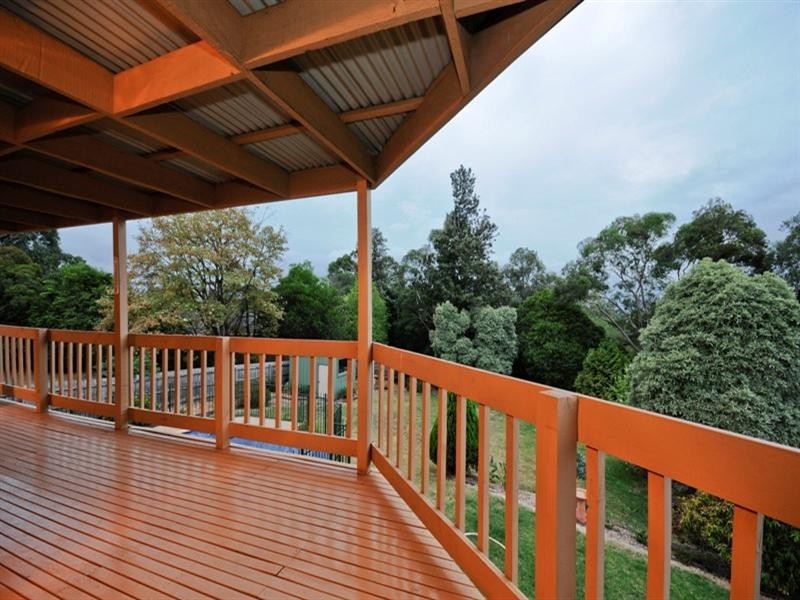 6 SPRINGSONG PASS, Chirnside Park VIC 3116