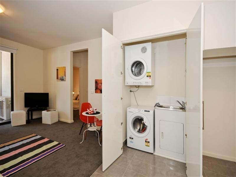 1/6 Norton Road, Croydon VIC 3136