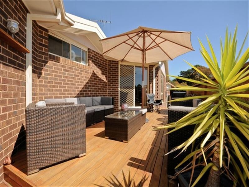 4/16A RUSSELL Avenue, Mooroolbark VIC 3138
