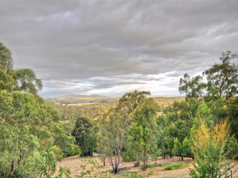 13 FORDS Road, Gruyere VIC 3770