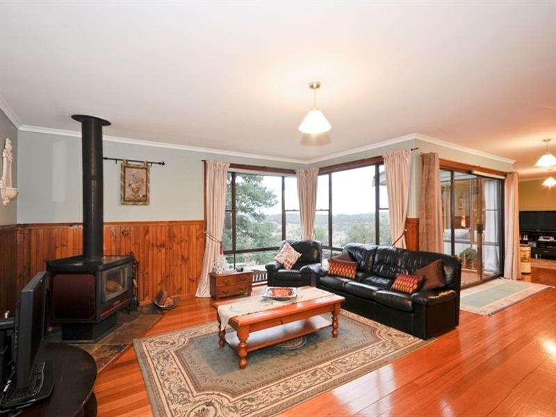 13 FORDS Road, Gruyere VIC 3770