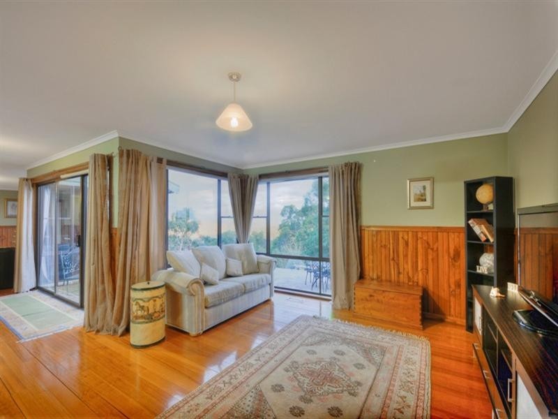 13 FORDS Road, Gruyere VIC 3770