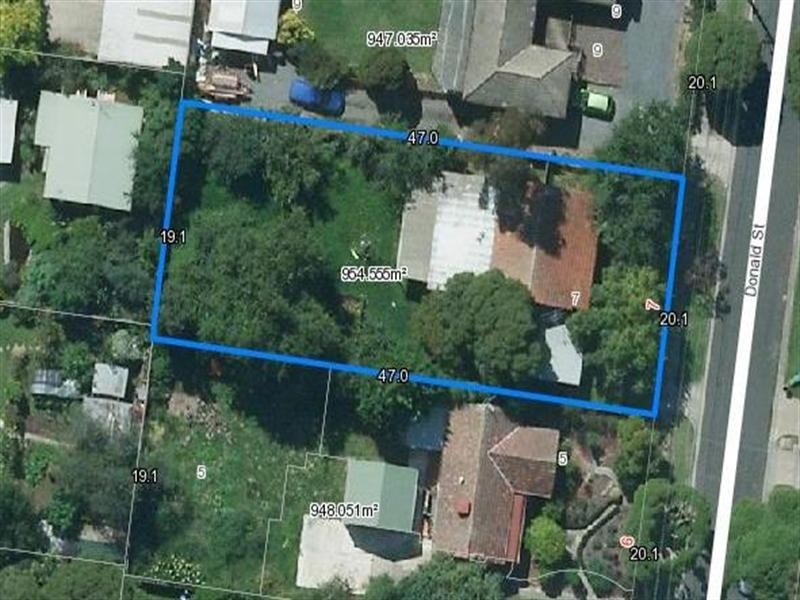 7 DONALD Street, Croydon VIC 3136