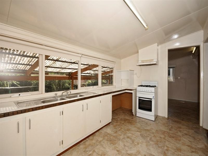 7 DONALD Street, Croydon VIC 3136