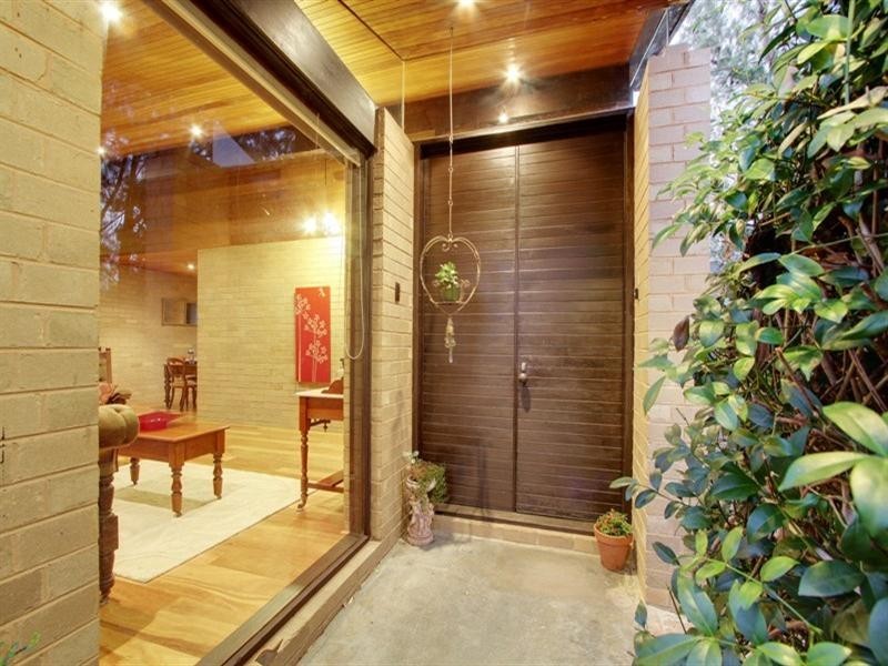 4 YANINA Court, Croydon VIC 3136