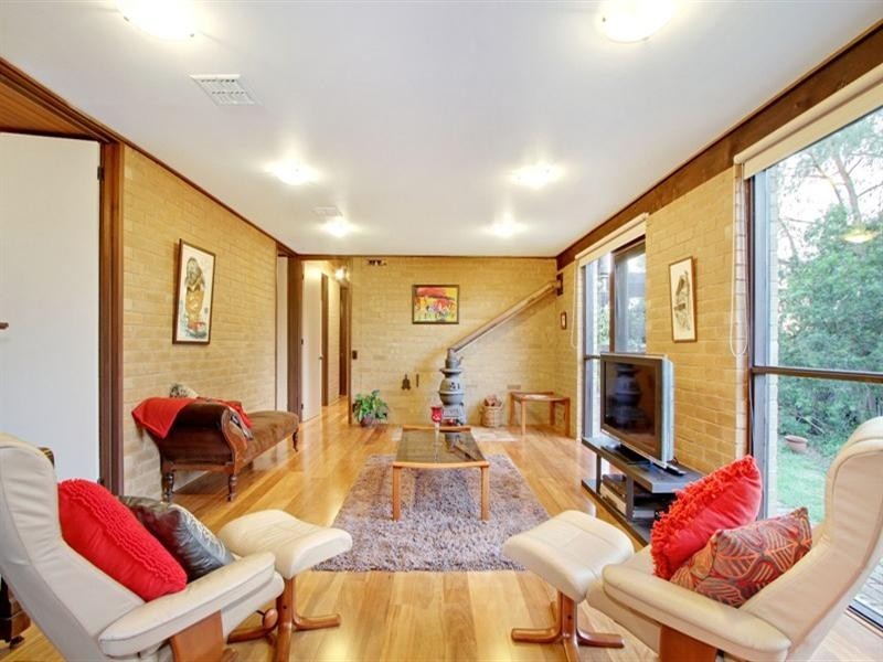 4 YANINA Court, Croydon VIC 3136