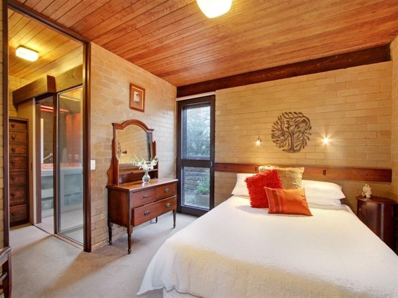 4 YANINA Court, Croydon VIC 3136