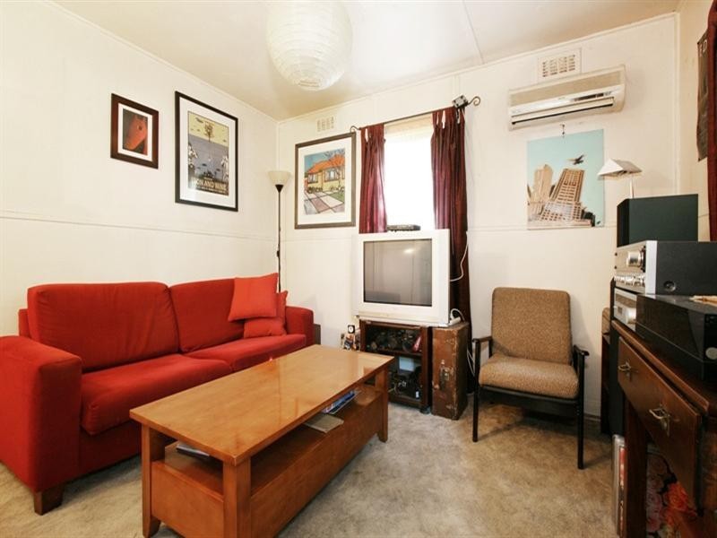8A FIELD Street, Croydon VIC 3136