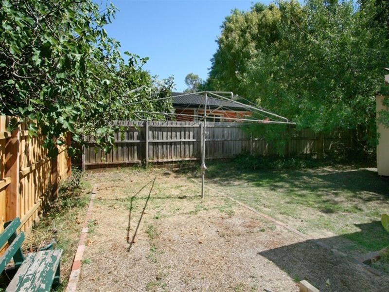 8A FIELD Street, Croydon VIC 3136