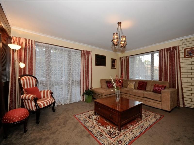23 ST GEORGES Crescent, Croydon VIC 3136