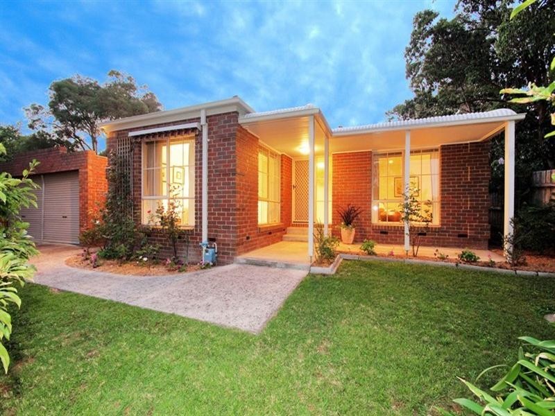 34 BAYSWATER Road, Croydon VIC 3136