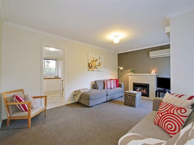 14 ARUNDEL Street, Croydon VIC 3136