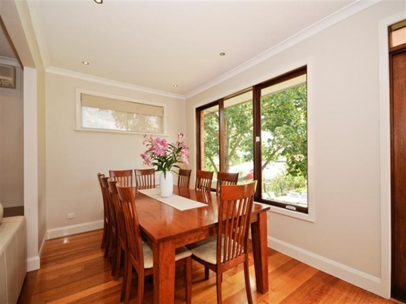 10 Rosebank Avenue, Ringwood North VIC 3134