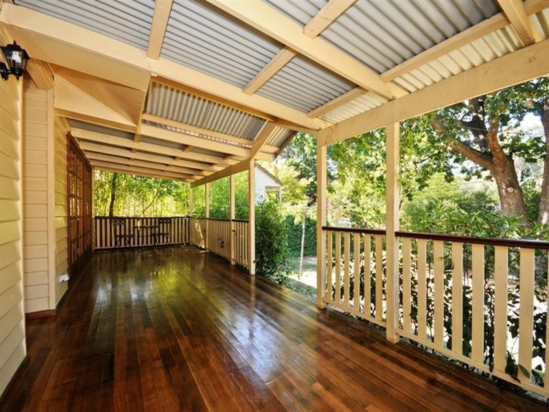 8 FIELD Street, Croydon VIC 3136