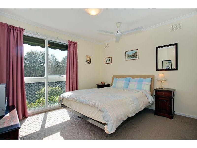 2/98 Mt Dandenong Road, Ringwood East VIC 3135