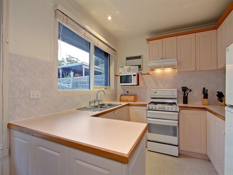 50 HOMER Avenue, Croydon South VIC 3136