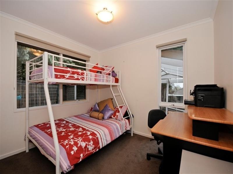 13 Highleigh Court, Mooroolbark VIC 3138