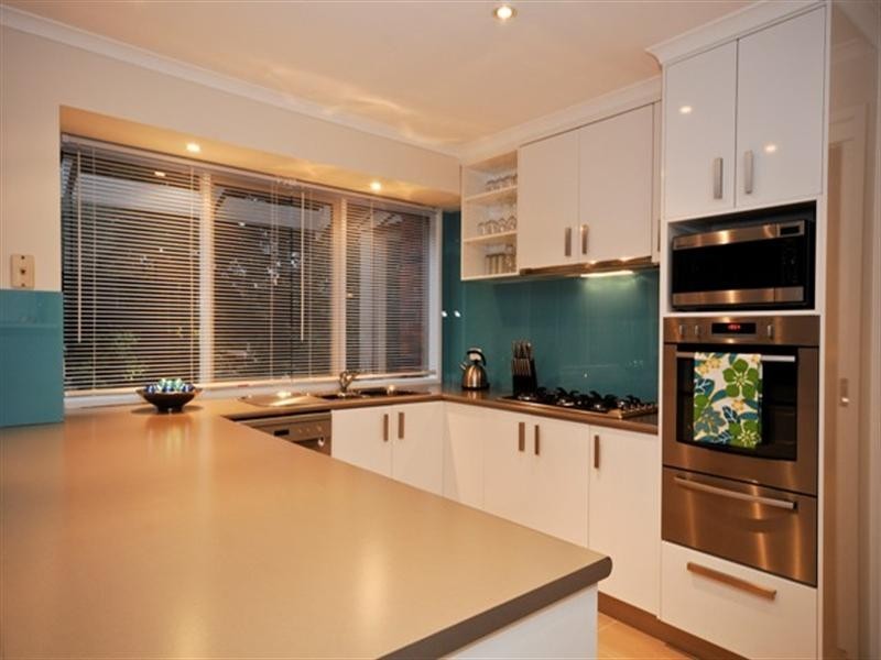 13 Highleigh Court, Mooroolbark VIC 3138