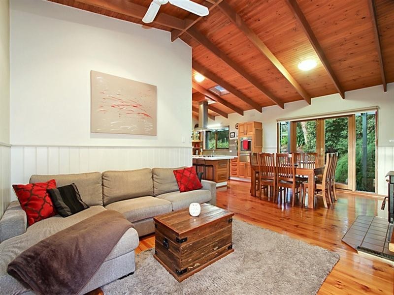 14 ELLIS Court, Mooroolbark VIC 3138