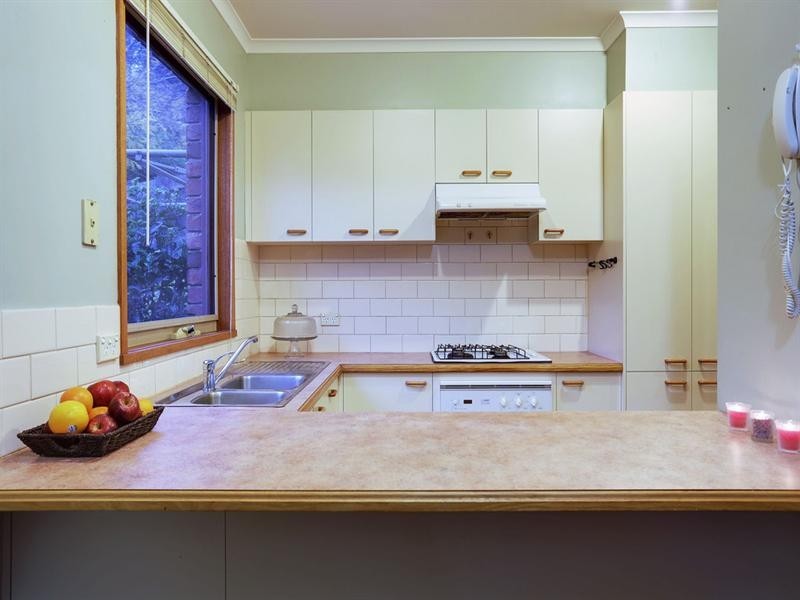 6 FAULL Close, Croydon North VIC 3136