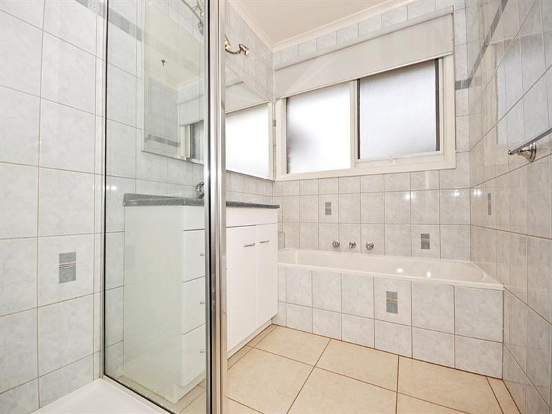 7 Wardlow Court, Croydon Hills VIC 3136