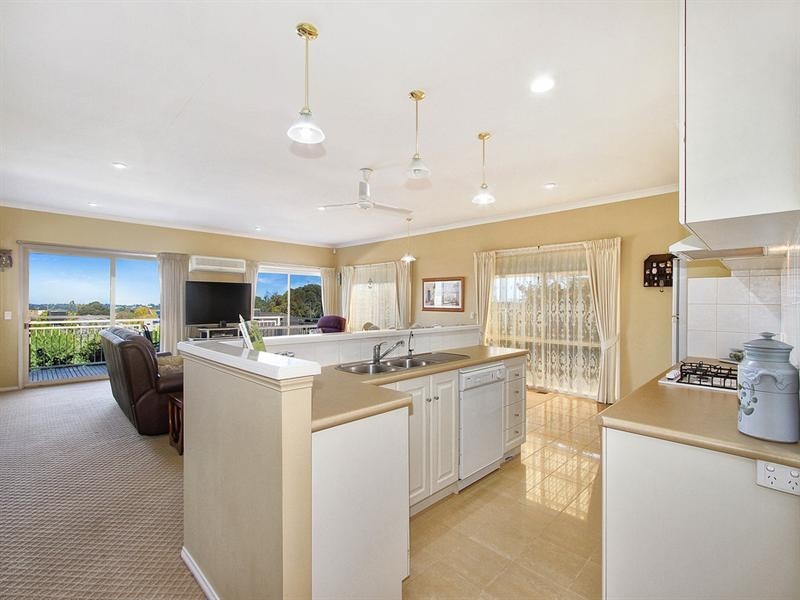 23 MULDURI Crescent, Croydon South VIC 3136