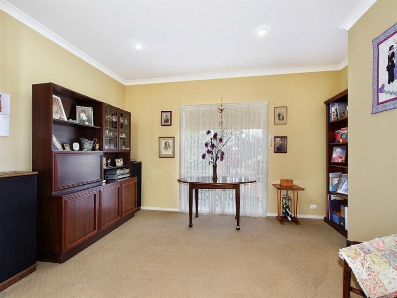 23 MULDURI Crescent, Croydon South VIC 3136