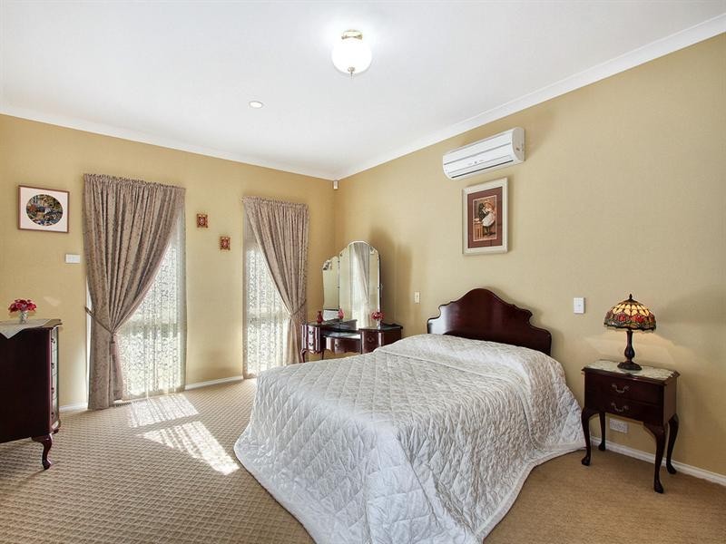 23 MULDURI Crescent, Croydon South VIC 3136