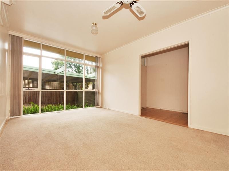 19 Monomeith Street, Mooroolbark VIC 3138