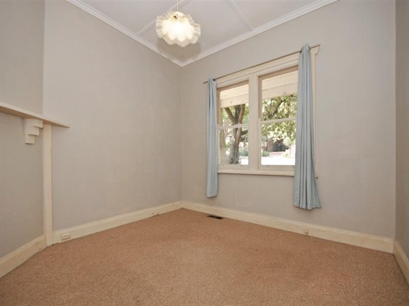 7 DONALD Street, Croydon VIC 3136