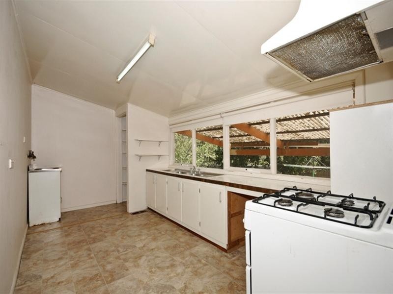 7 DONALD Street, Croydon VIC 3136