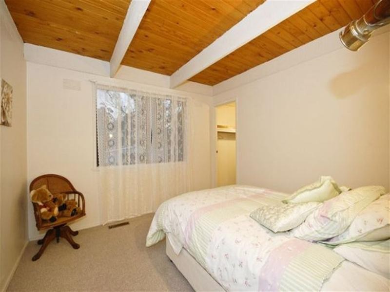 7 Malcolm Court, Croydon North VIC 3136