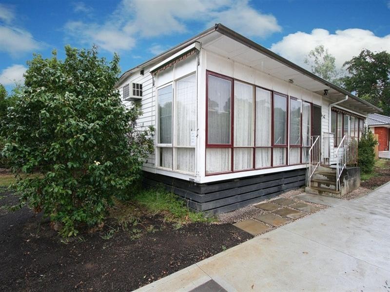 15 RODLEIGH Street, Croydon VIC 3136