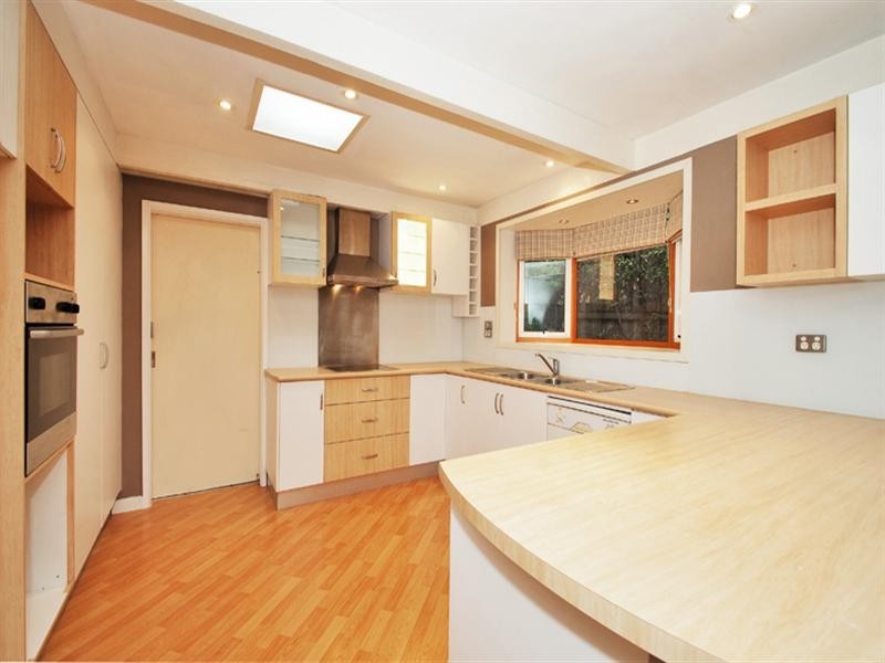 6 GLENDALE Drive, Chirnside Park VIC 3116