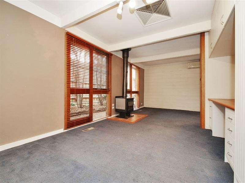 6 GLENDALE Drive, Chirnside Park VIC 3116