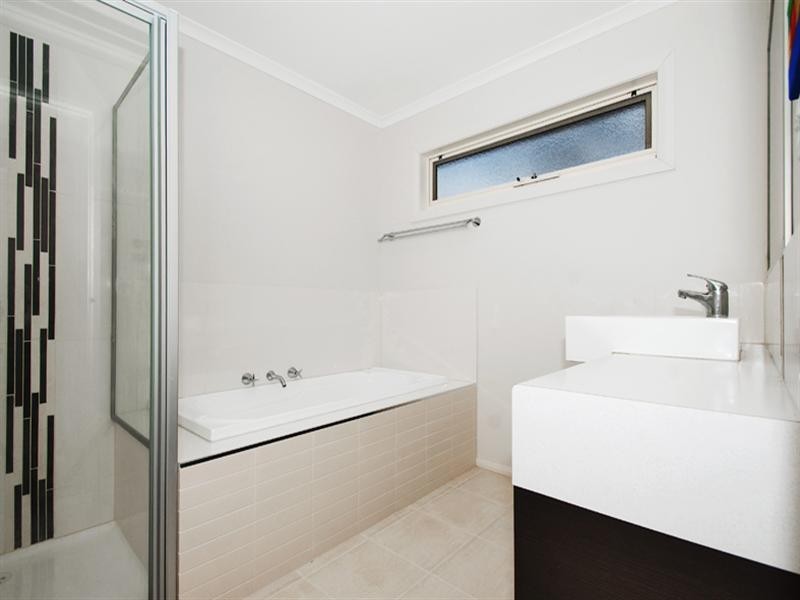 44 KATHRYN Road, Knoxfield VIC 3180