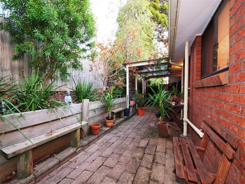 Unit 9, 94-96 Oban Road, Ringwood North VIC 3134